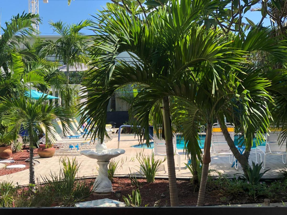 Cheston House - Clothing Optional All Male Guesthouse Φορτ Λόντερντεϊλ Εξωτερικό φωτογραφία